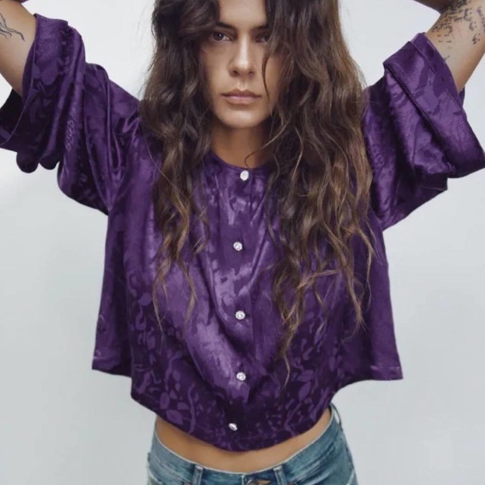 ZARA NWT Satin Jacquard Purple Button Down Crop Blouse Size XS
